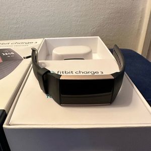 Fitbit Charge 3